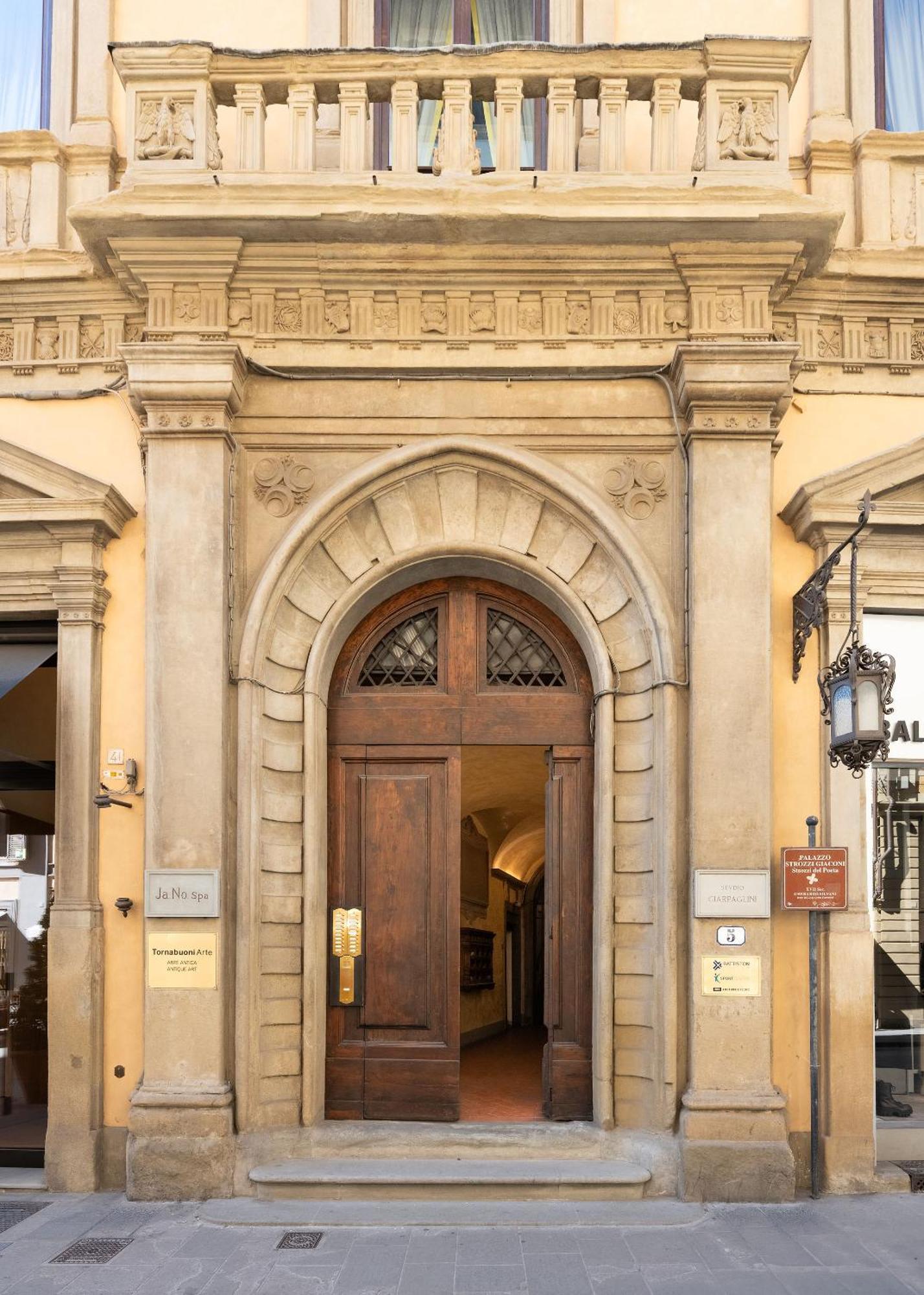 Ta - One Bedroom Luxury Apartment In The Fashion District Florença Exterior foto